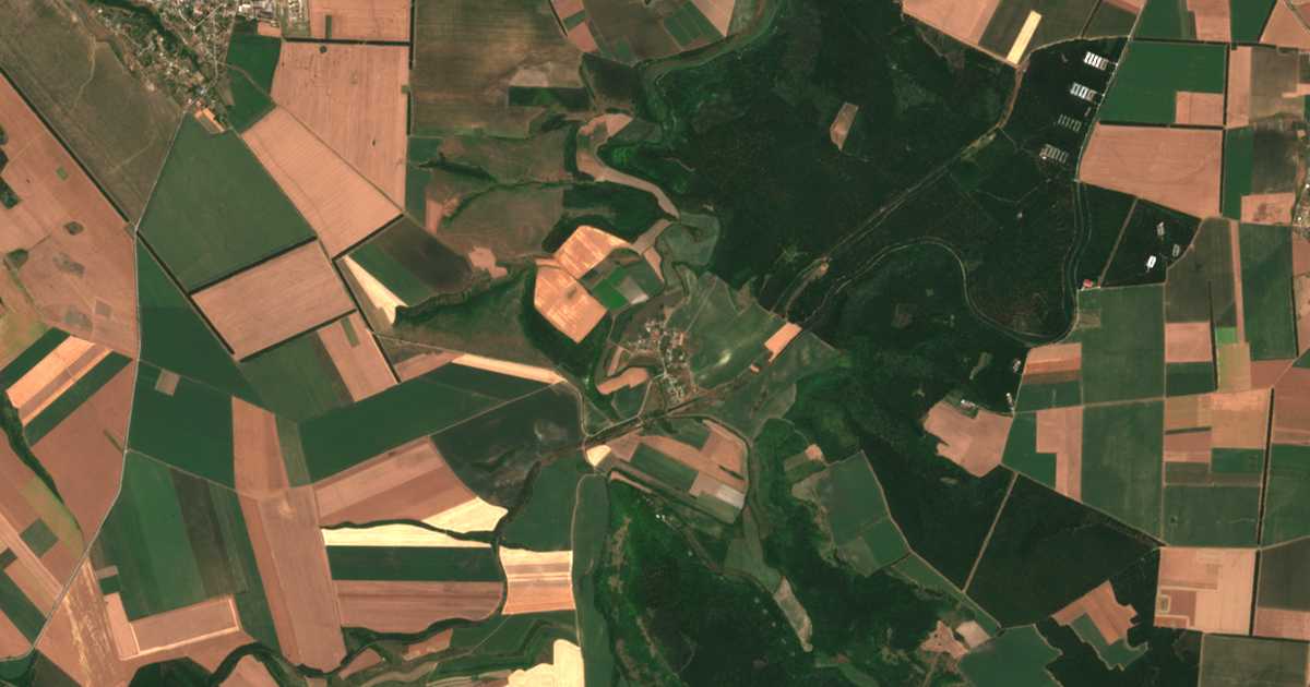Δορυφορικός χάρτης: Νοβο Μποτεβο