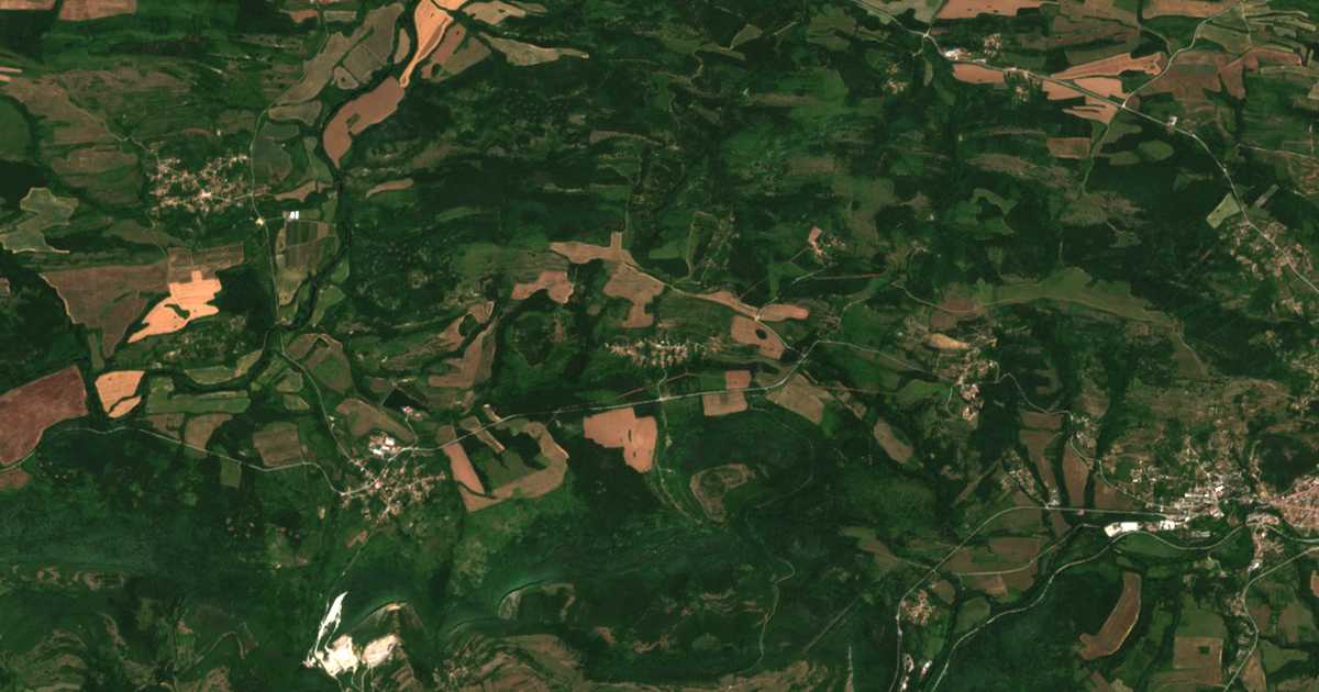 Δορυφορικός χάρτης: Καραιβαντσα