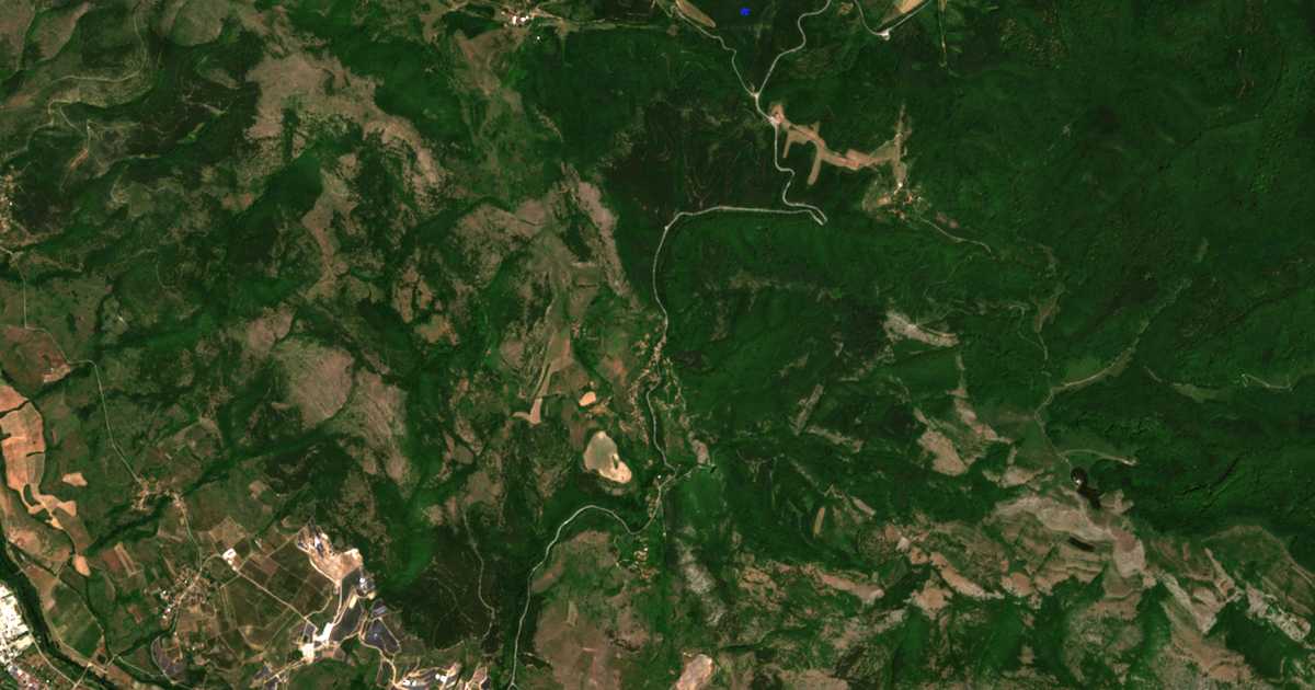 Δορυφορικός χάρτης: Τσαρβενιανο