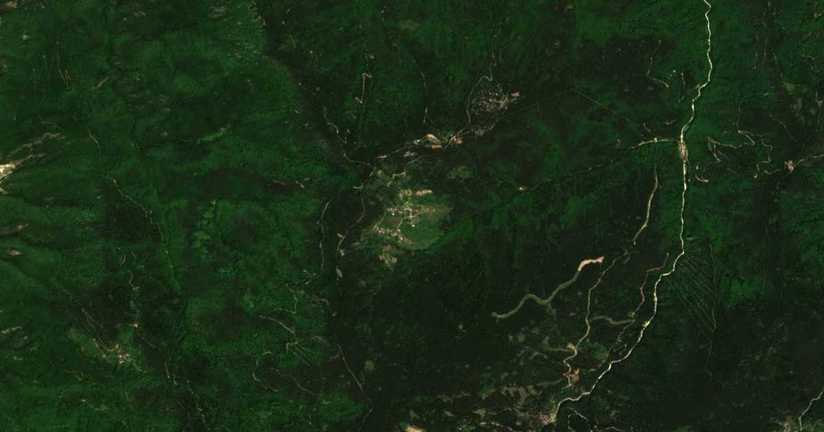 Δορυφορικός χάρτης: Τσουρεν